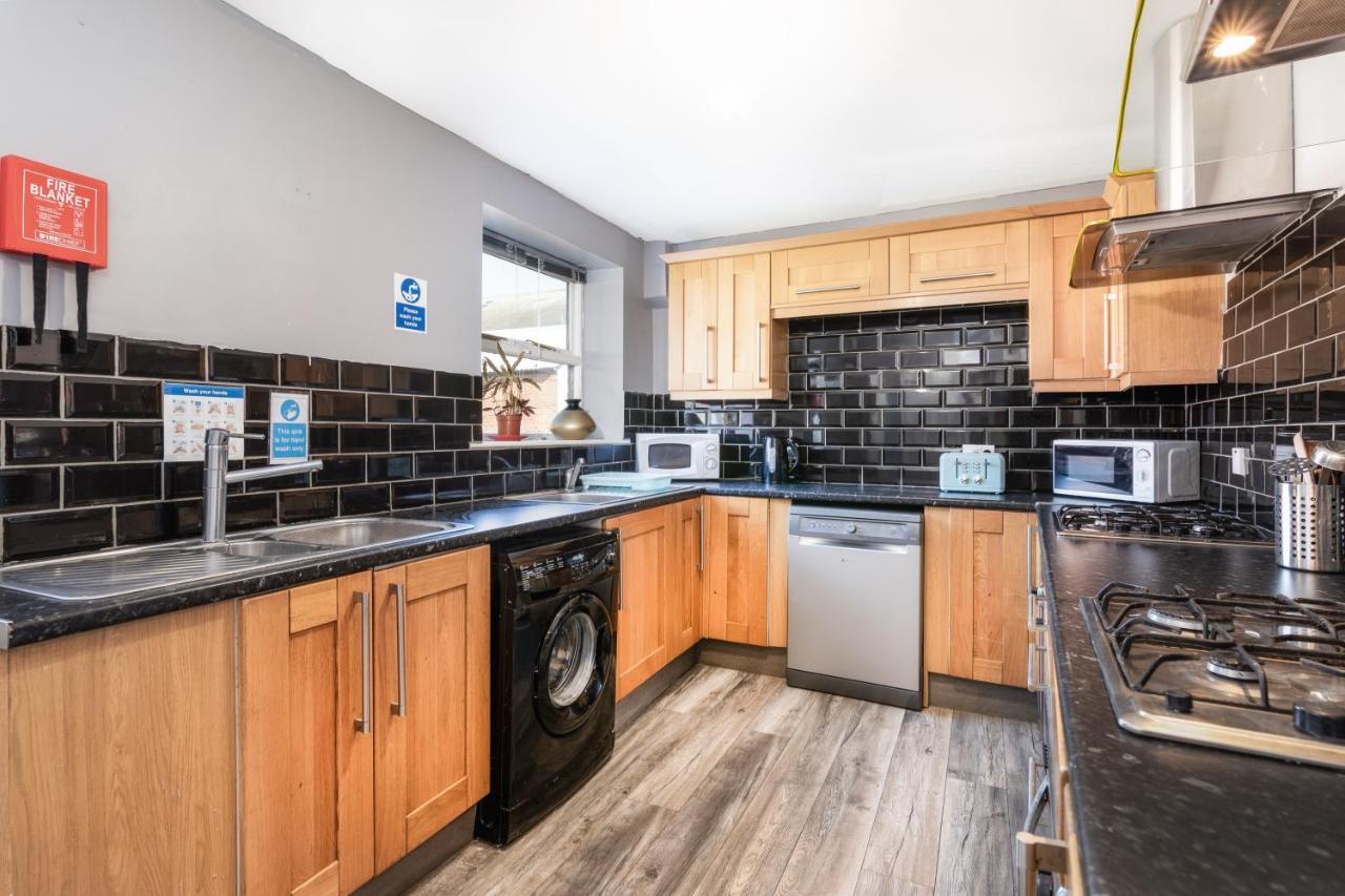 Sunderland City Centre Apartments Free Parking And Wi-Fi Esterno foto