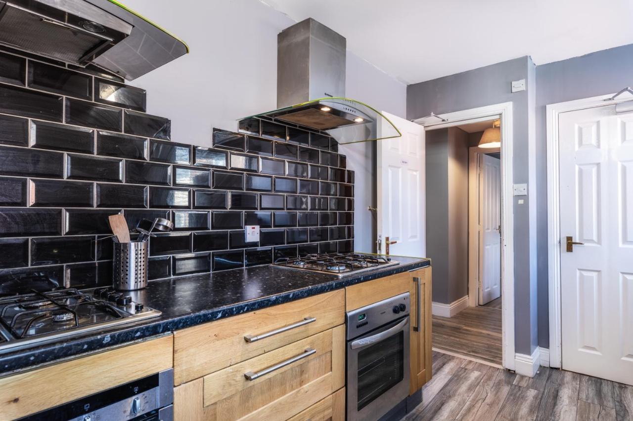 Sunderland City Centre Apartments Free Parking And Wi-Fi Esterno foto